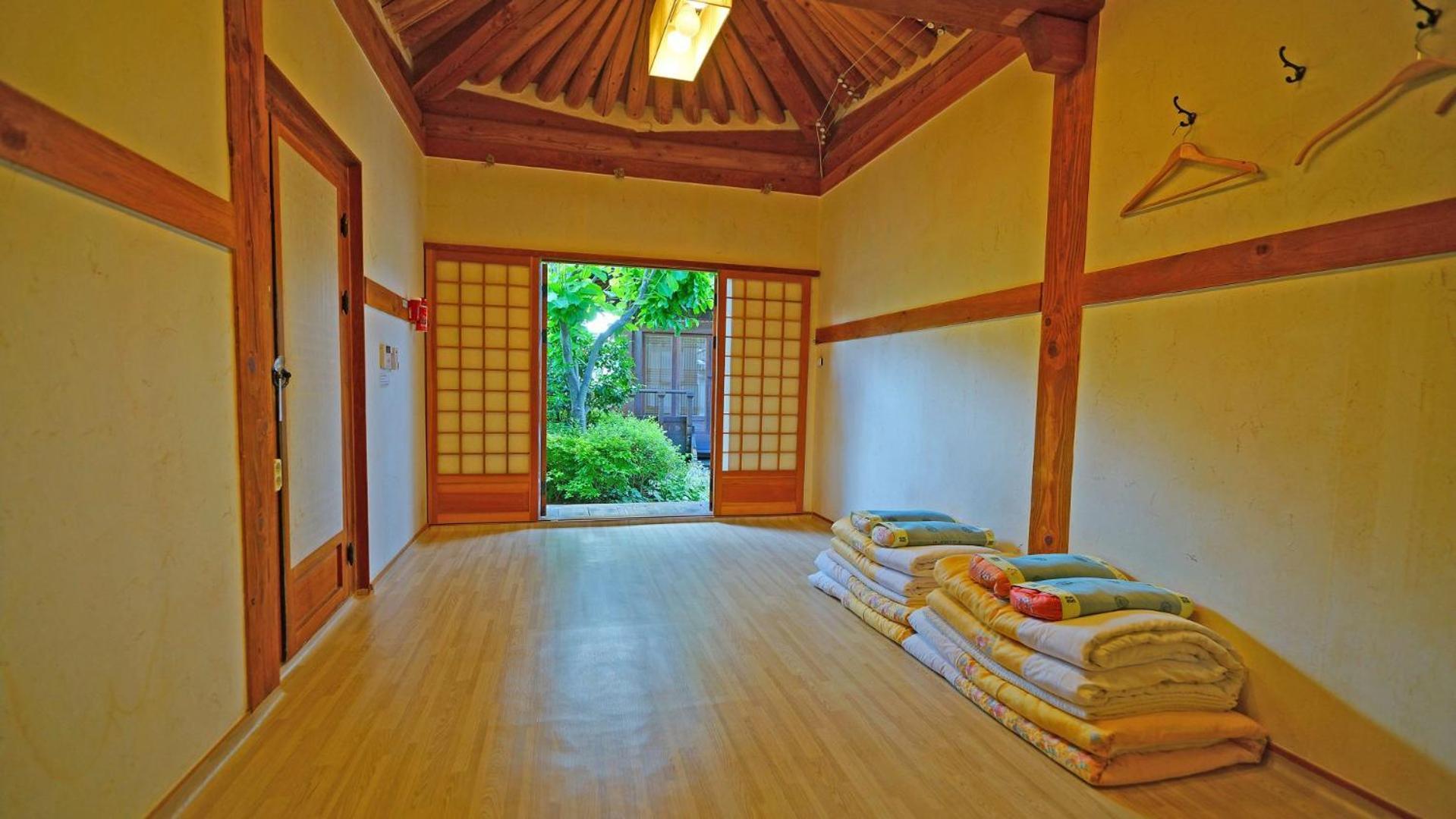 Sarangroo Hotel Jeonju Luaran gambar